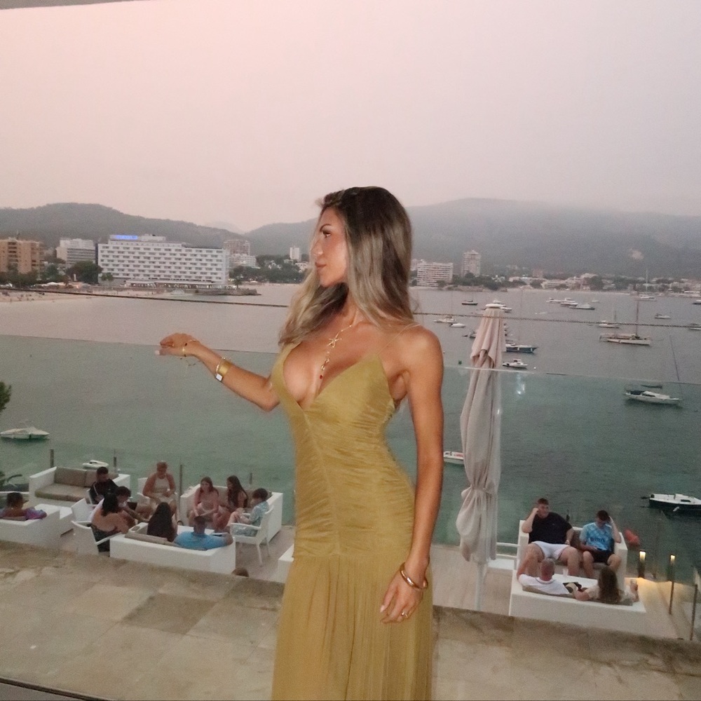 Elegant Gold Evening Gown